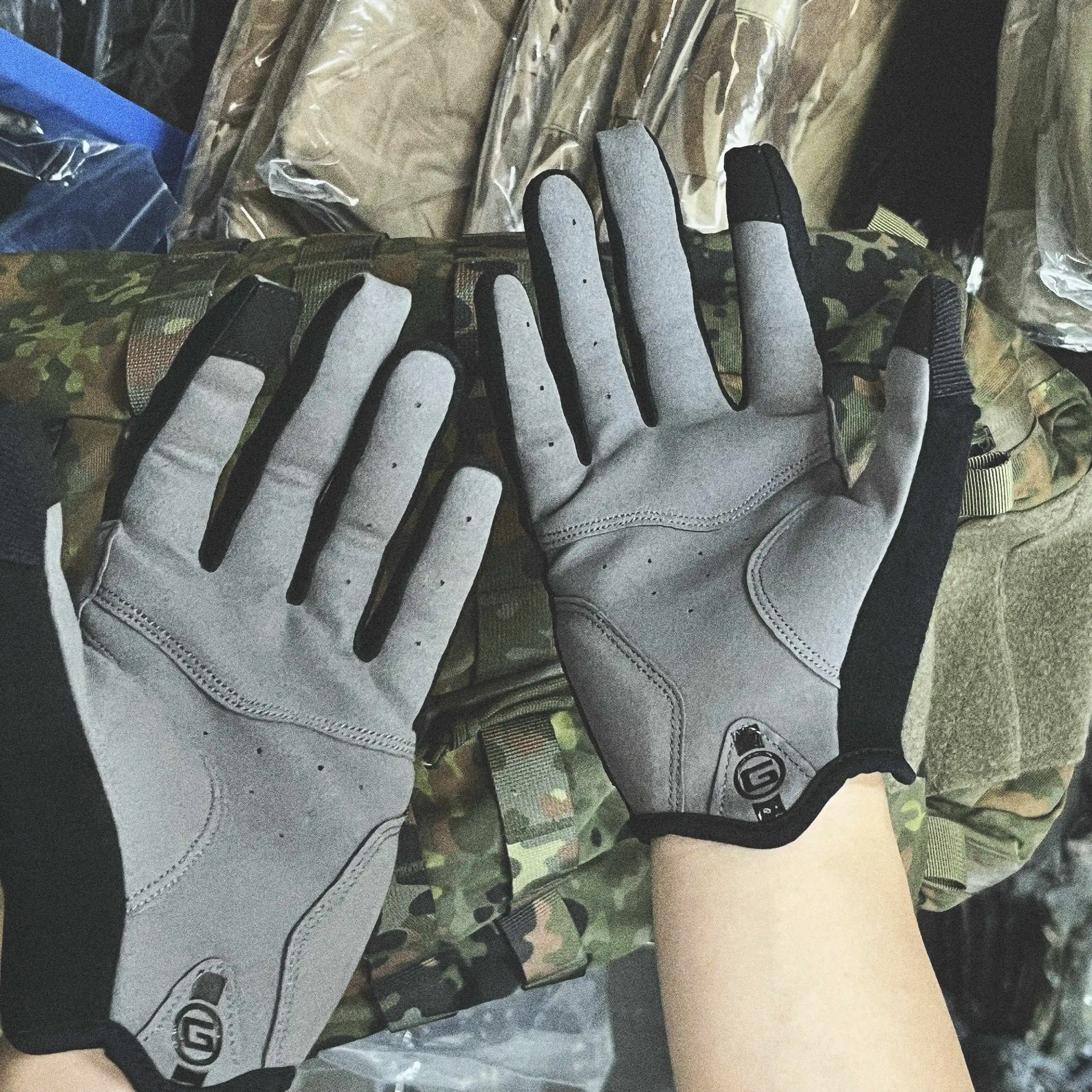 Guantes tácticos antideslizantes con pantalla táctil para caza y tiro al aire libre - imagen 2
