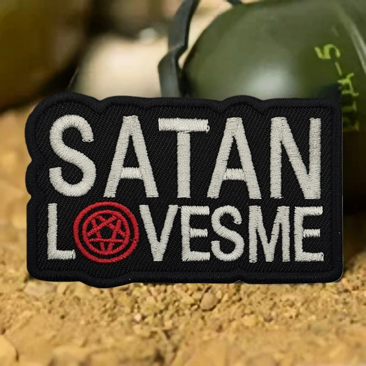 Parche táctico de moral Love Me de Satán, brazalete del ejército militar, parches bordados de gancho y bucle para ropa, mochila, pegatina personalizada