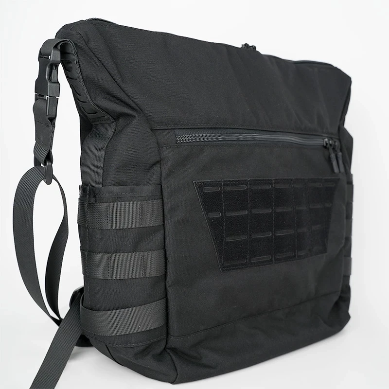 Bolso bandolera táctico para portátil con sistema MOLLE
