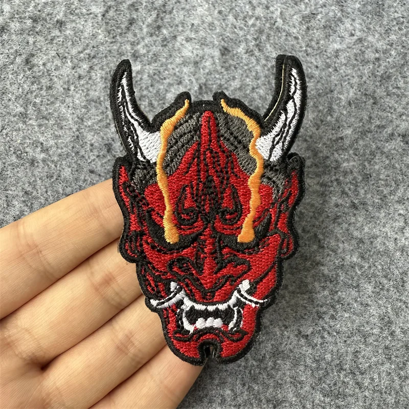 Parche táctico de fantasma japonés "ONI", insignia de moral bordada con gancho y bucle, brazalete militar, pegatinas para mochila - imagen 2