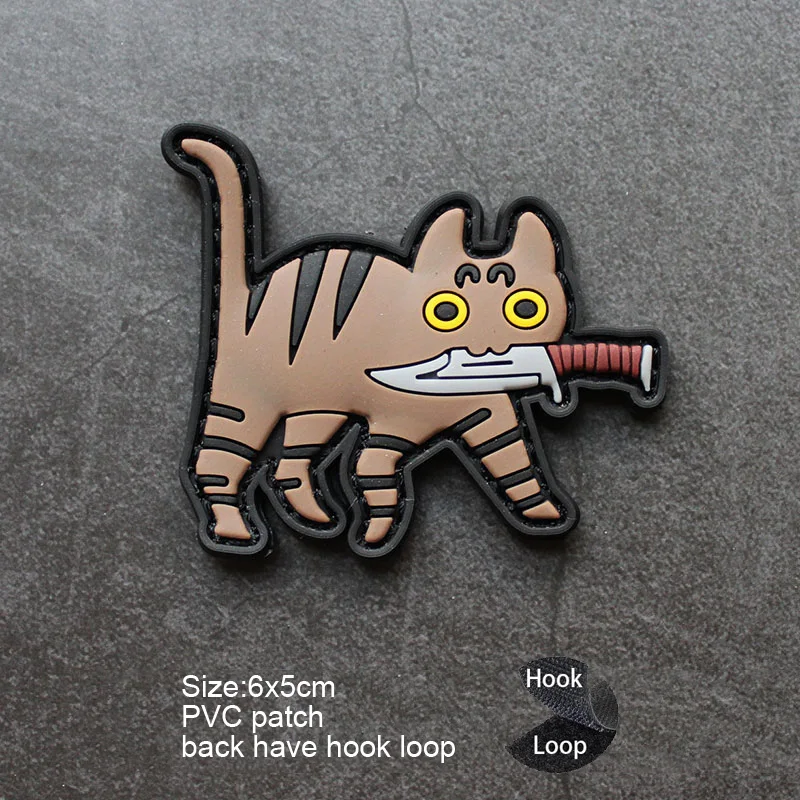Parche de calidad con personalidad, brazalete creativo, pequeño gato, puede tener lo que los malos deseos, moral, PVC, mochila, gancho, bucle - imagen 5