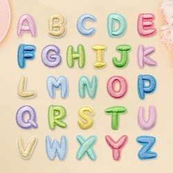 Parche bordado planchado A-Z y 0-9 insignias mini para ropa de tela