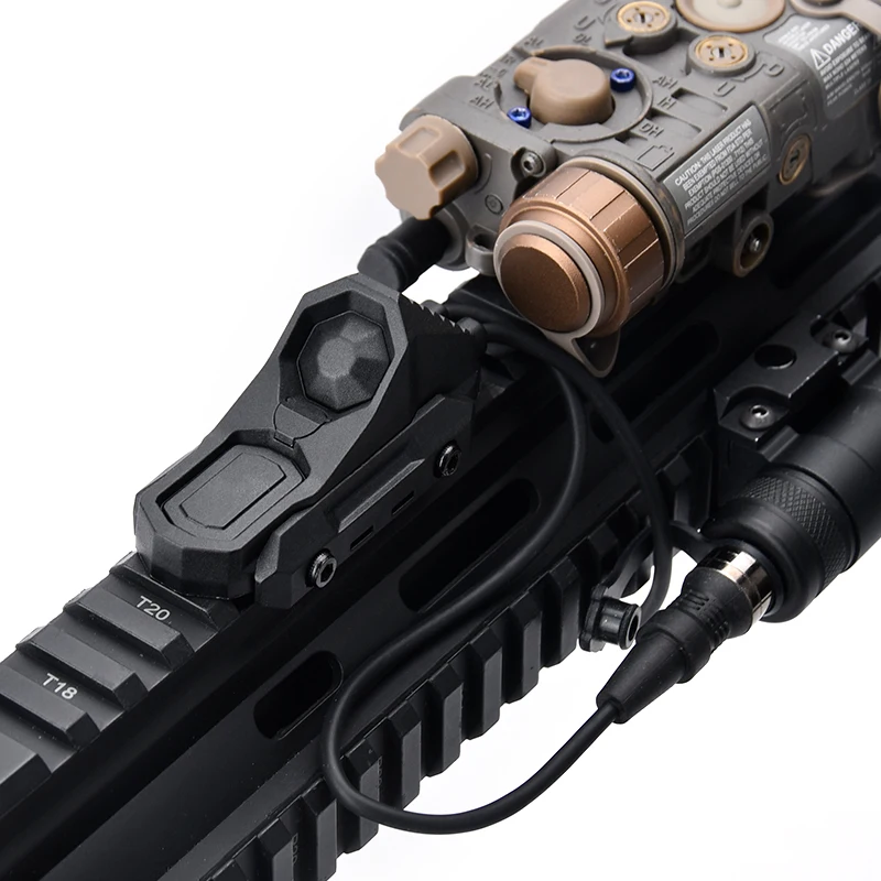 WADSN linterna táctica con interruptor de presión para rail Picatinny - imagen 5