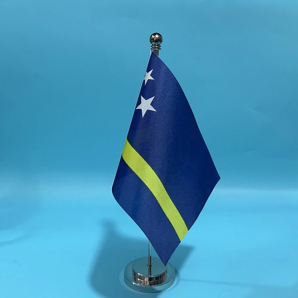 BANDERA DE SKY Bandera de escritorio de oficina Bandera de Curacao 14x21 cm poliéster Curacao Banner nacional Adornos de escritorio Banderas - imagen 4