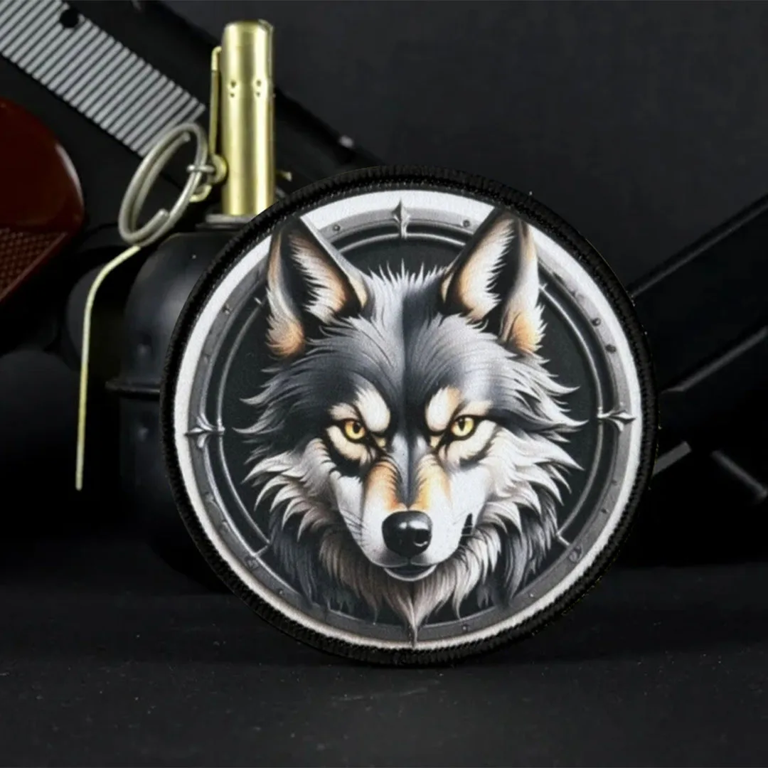 Parche táctico "Beautiful Rock Wolf", parches divertidos de gancho y bucle, insignia de moral, brazalete del ejército militar, pegatinas para mochila - imagen 2
