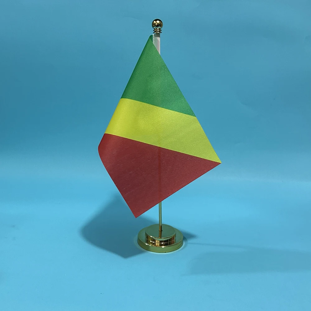 Bandera de escritorio de oficina bandera de la República del Congo 14x21cm poliéster bandera nacional de la República del Congo adornos de escritorio banderas - imagen 3