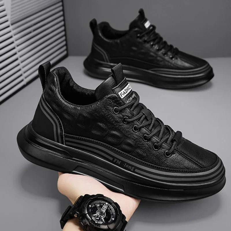 Zapatos Deportivos informales de cuero negro para hombre, zapatillas de deporte a la moda, zapatos de plataforma cómodos para exteriores, Tenis masculinos - imagen 5