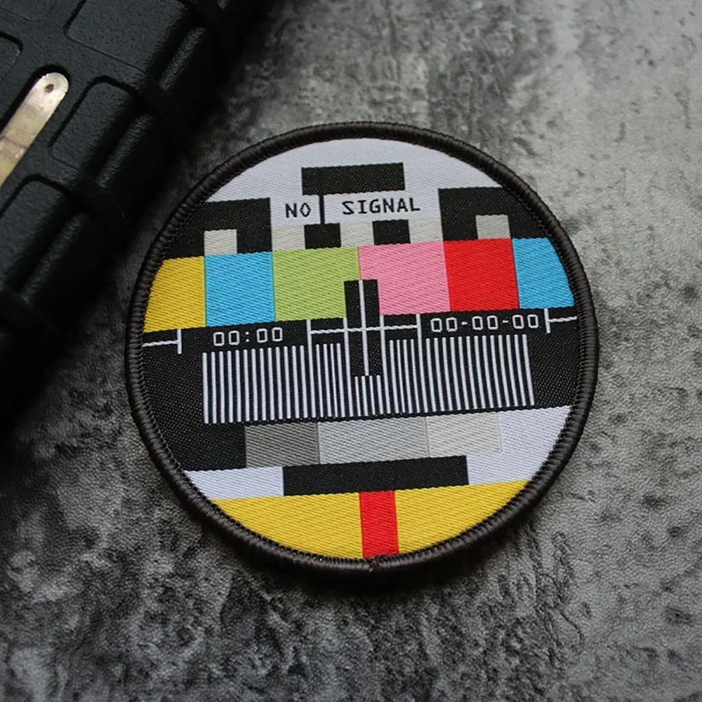 Insignias sin señal en mochila, TV sin canales, parches bordados para ropa, parche moral nostálgico divertido, apliques de gancho y bucle - imagen 3