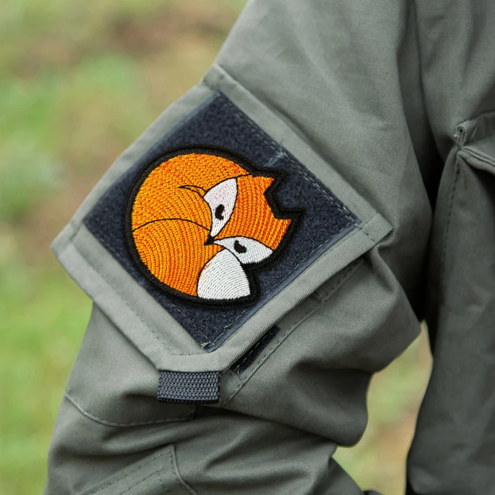 Parche táctico con icono de zorro tímido para ropa, insignia de moral militar, pegatinas para mochila, brazalete con gancho y bucle bordado, aplique para casco - imagen 5