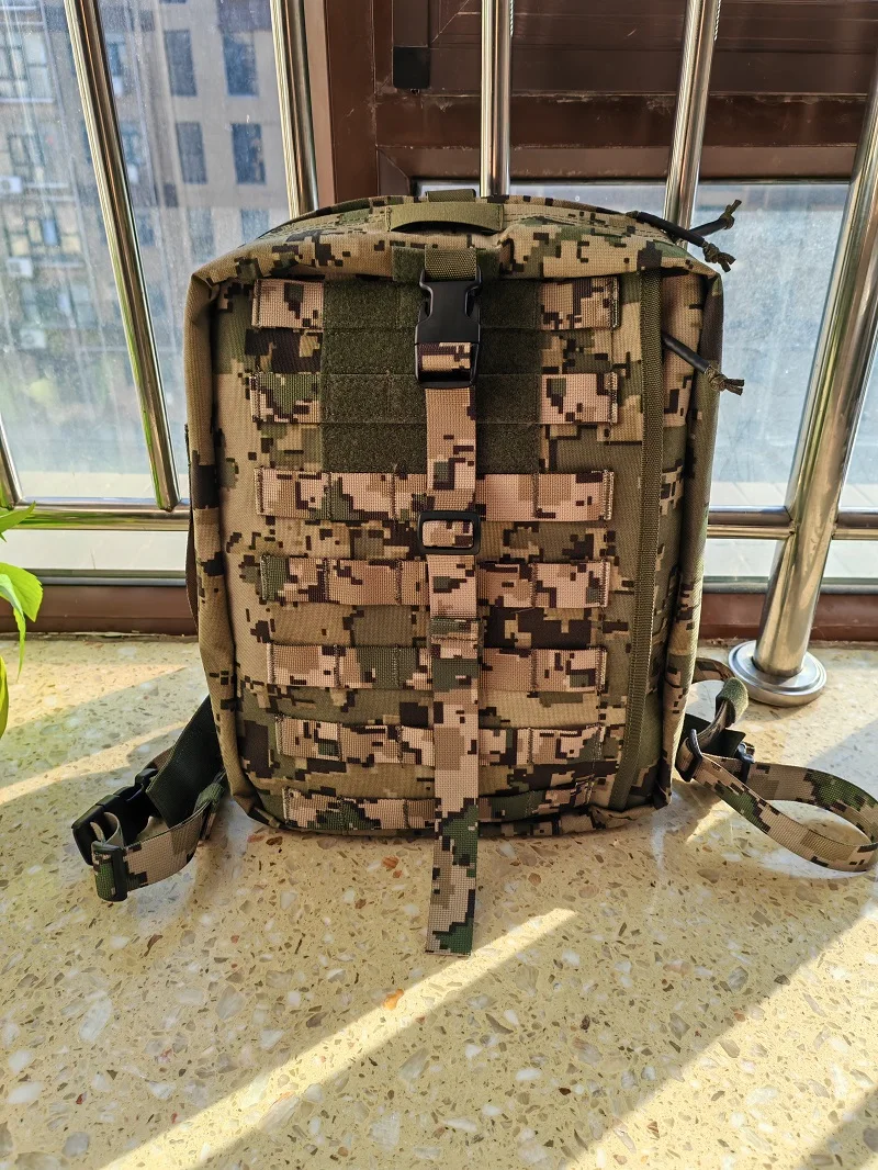 Mochila ligera para senderismo y montañismo al aire libre