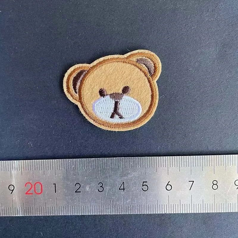 Insignias de oso de dibujos animados para ropa, apliques de tela, Mini pegatinas de animales bordadas, parches para planchar, 3,5x4,5 CM/10 piezas - imagen 5