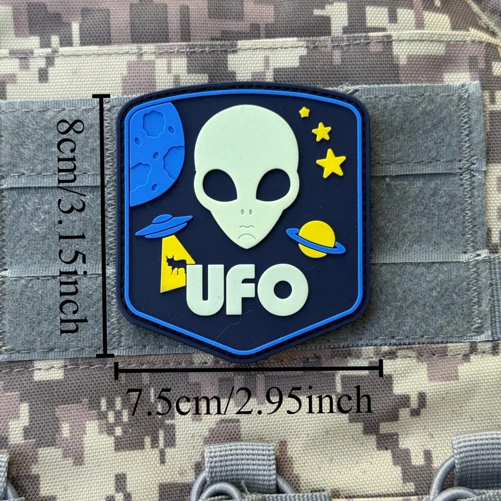 Parche Alien UFO Morale Airsoft, equipo militar táctico del ejército, pegatina decorativa para mochila, parches de gancho y bucle de PVC para ropa - imagen 2