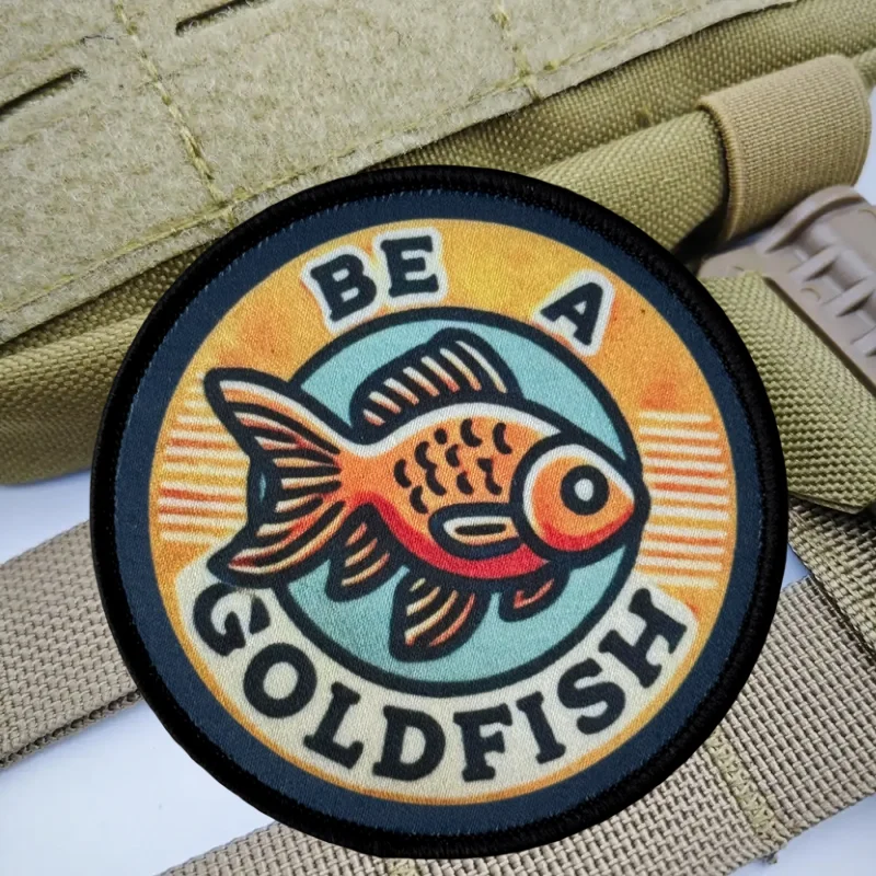 Parche con estampado de Be A Glodfish, chaleco táctico, insignia de moral con gancho y bucle, pegatinas decorativas para mochila, parches para brazalete para ropa - imagen 4