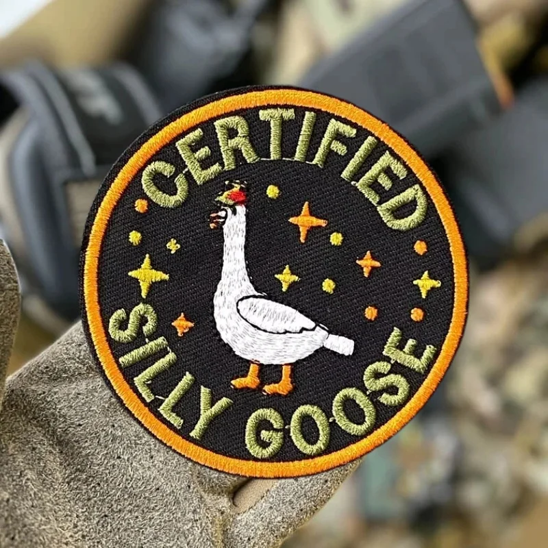 Parche bordado "SILLY GOOSE CERTIFIED" para ropa, parches tácticos con gancho y bucle, pegatinas para mochila - imagen 2