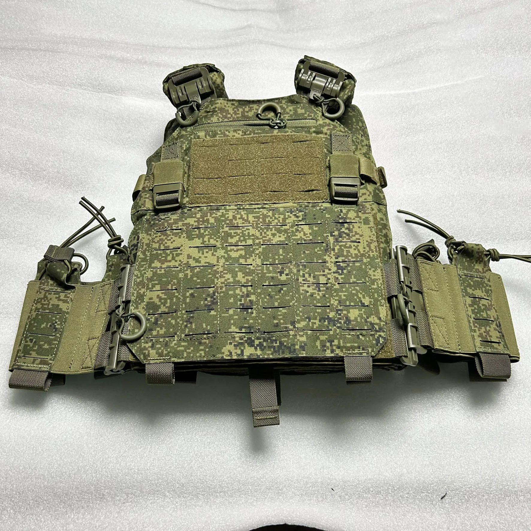 Chaleco táctico para exteriores, nailon resistente al agua 530D, camuflaje Digital ruso EMR, MOLLE cortado con láser, sistema ligero de liberación rápida - imagen 2