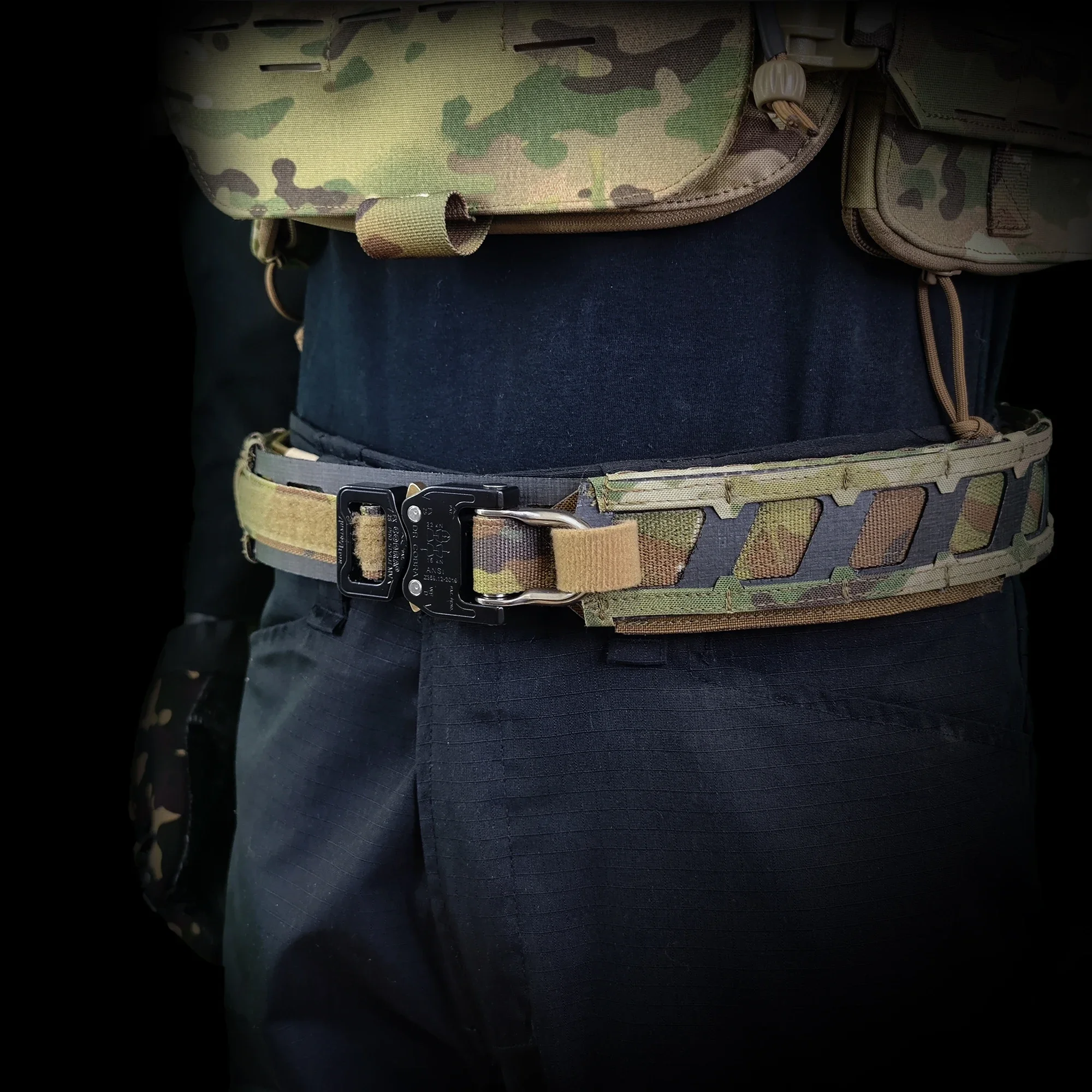 Cinta magnética táctica para exteriores, cinta CURV magnética para exteriores, Tegris importada en dos versiones - imagen 4