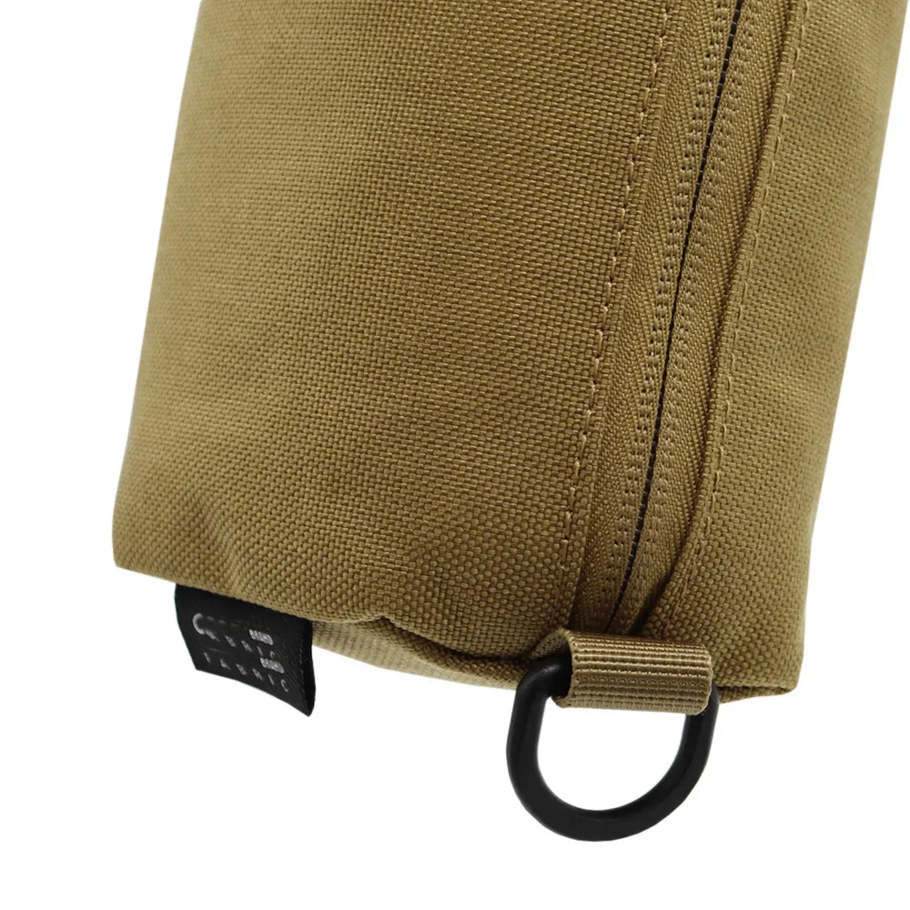 Una bolsa de bronceado con una cremallera negra y una etiqueta