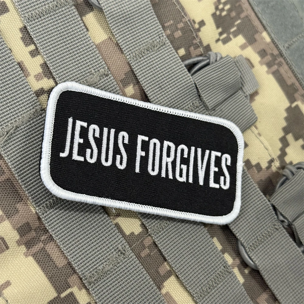 Parche de insignia de moral bordado de Dios "JESUS FORGIVES", gancho y bucle militar táctico, accesorios para mochila al aire libre, pegatinas - imagen 4