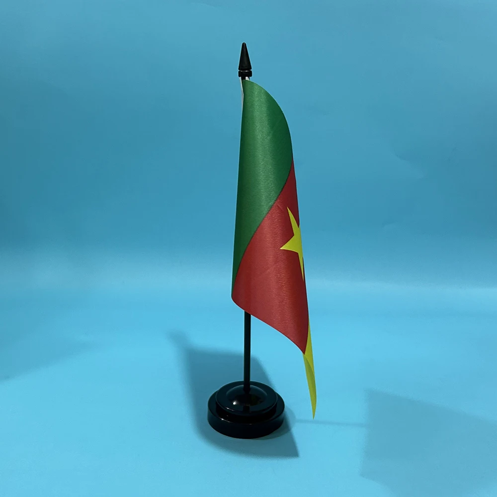 Bandera de Camerún en poliéster para escritorio y oficina - imagen 5