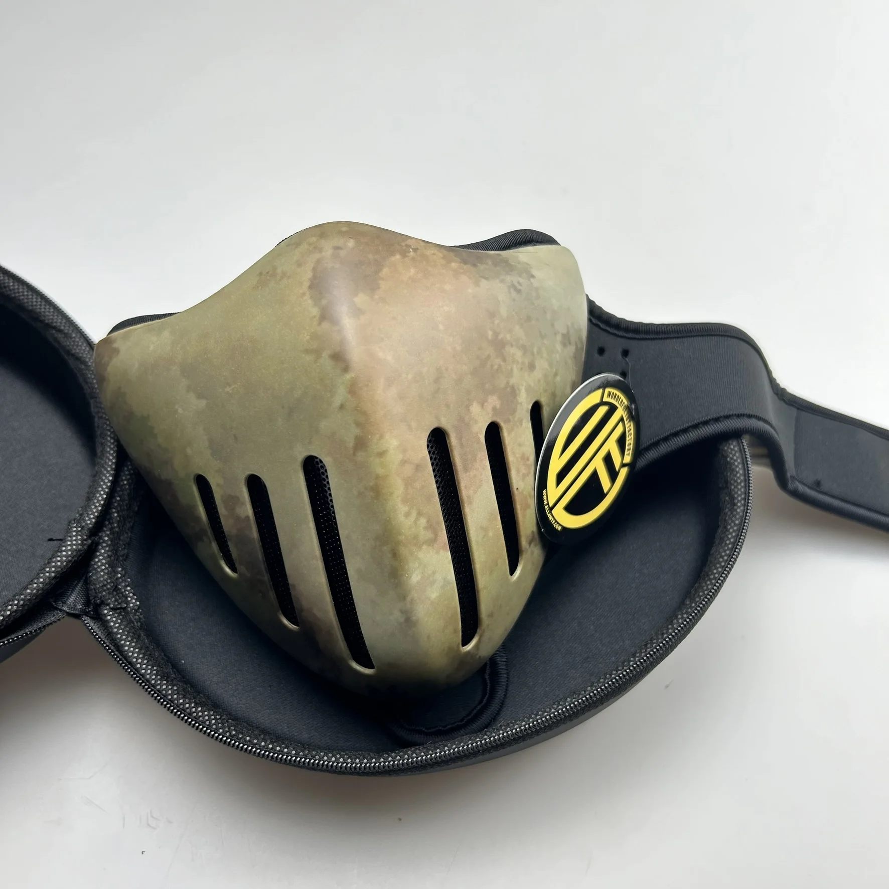 Máscara de seguridad de media cara a prueba de polvo: protección ligera con ventilación - imagen 3