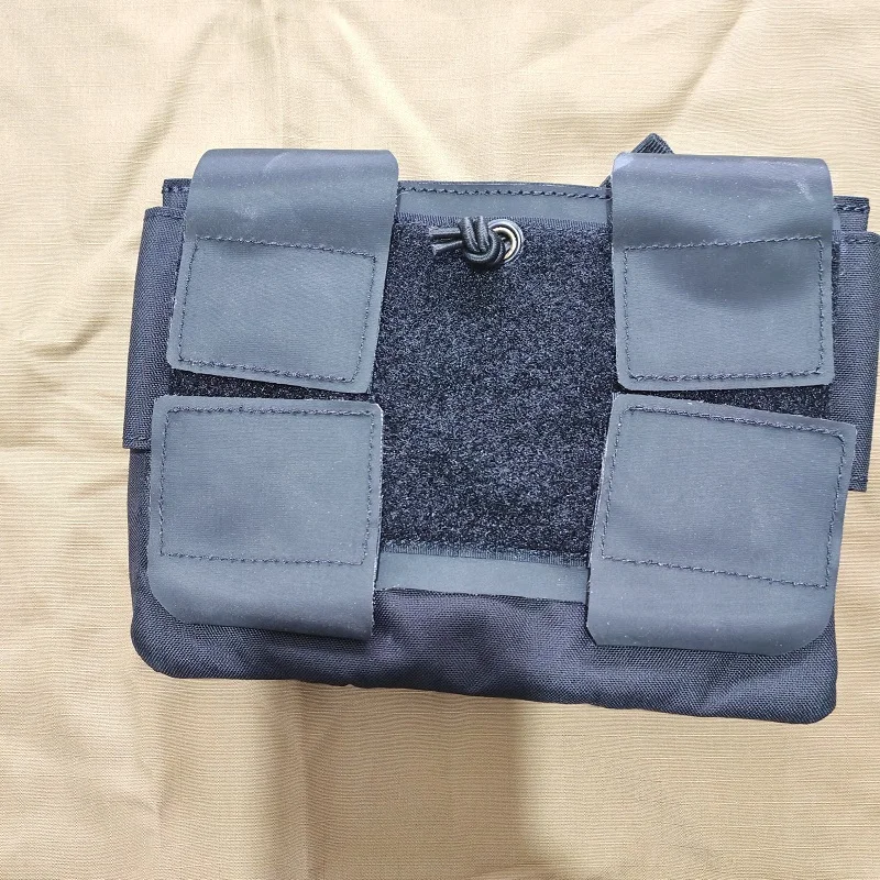 Funda triple portacargadores MOLLE para chaleco táctico - imagen 4