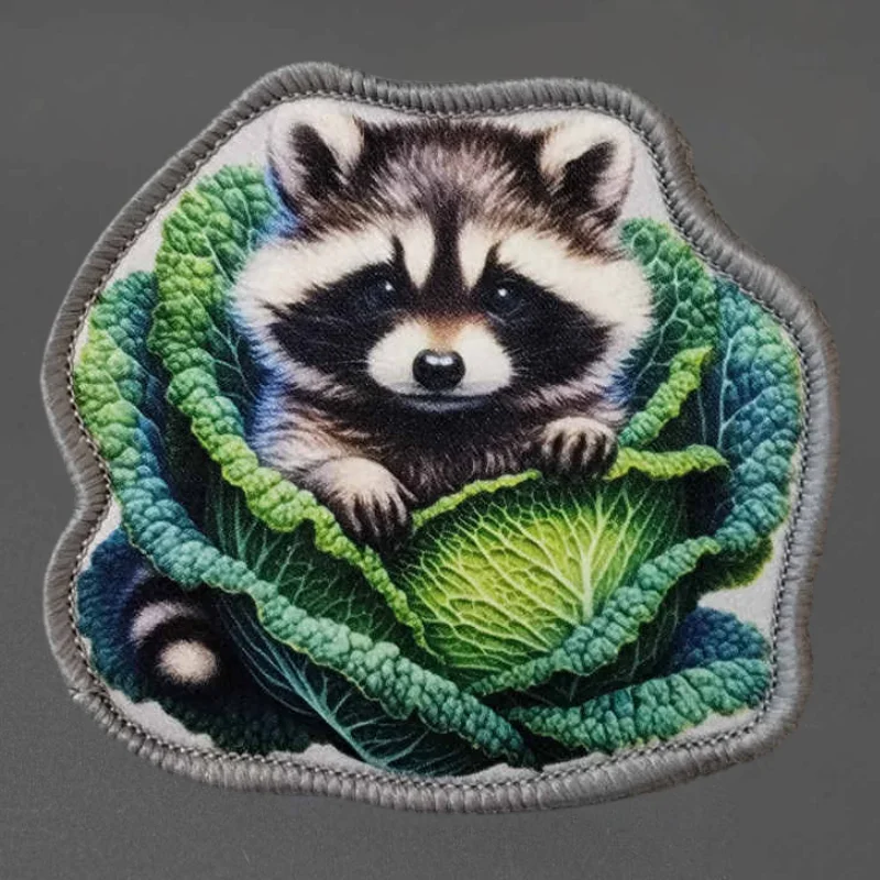 Parche táctico velcro mapache estampado para chalecos y brazaletes - imagen 2