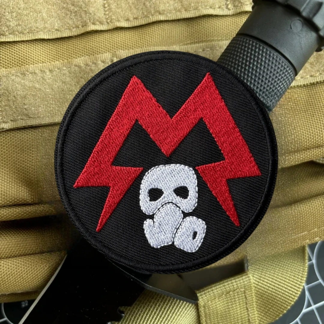 Parche táctico de moral con máscara de Chevron, brazalete del ejército militar, parches bordados de gancho y bucle para ropa, pegatina para mochila - imagen 5