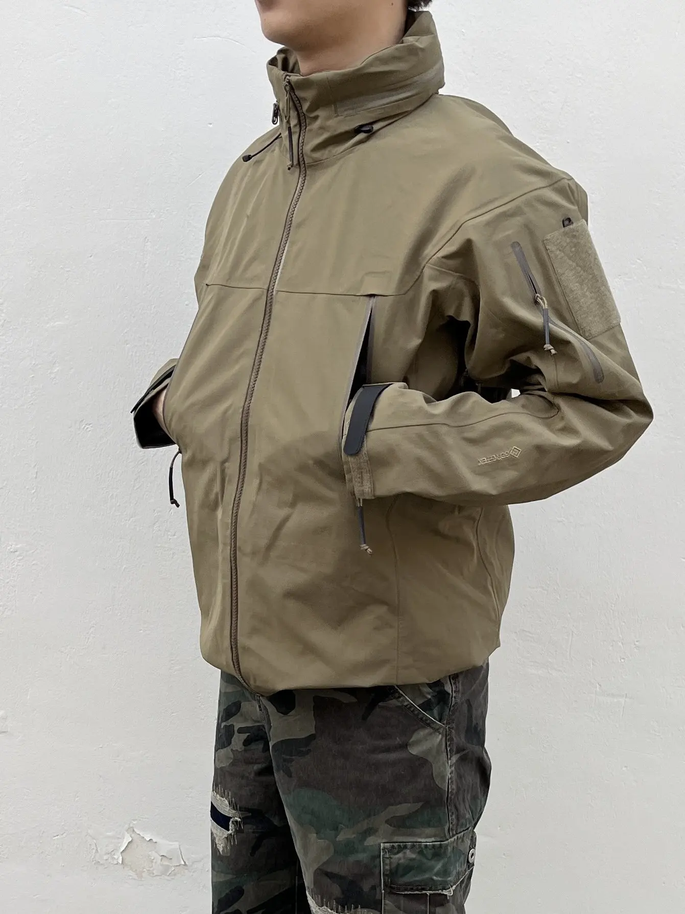 Chaqueta plumón hardshell con capucha – Exterior para montaña acampada - imagen 4