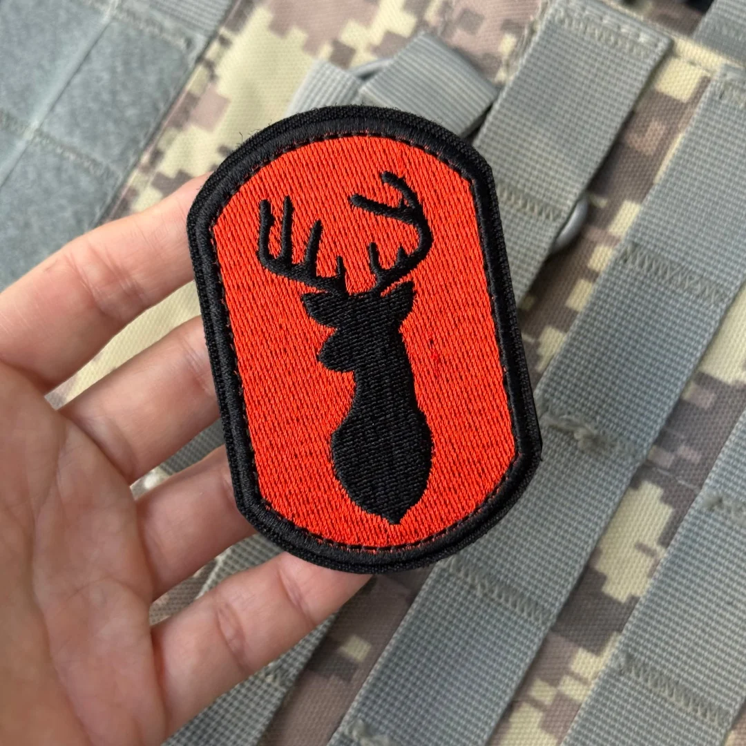 Parche de pistola de caza naranja de cazador de ciervos, moral táctica, apliques militares personalizados, gancho bordado y bucle, pegatina para mochila de ropa - imagen 4