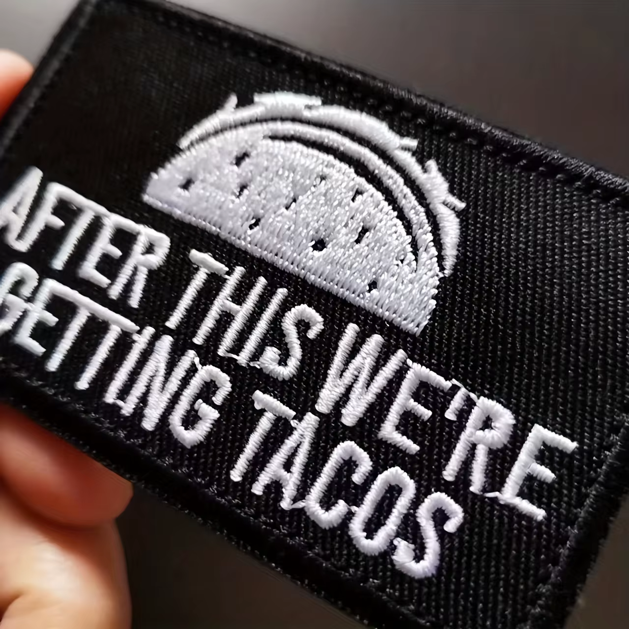 Parche bordado táctico Velcro MOLLE – Insignia moral para mochila - imagen 2