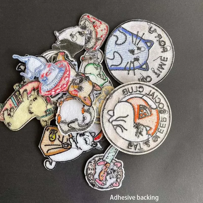 Pegatinas de ropa de animales lindos de Anime de dibujos animados, gato, perro, Rana apliques de tela bordado hierro en parches para ropa de niños, camiseta - imagen 4