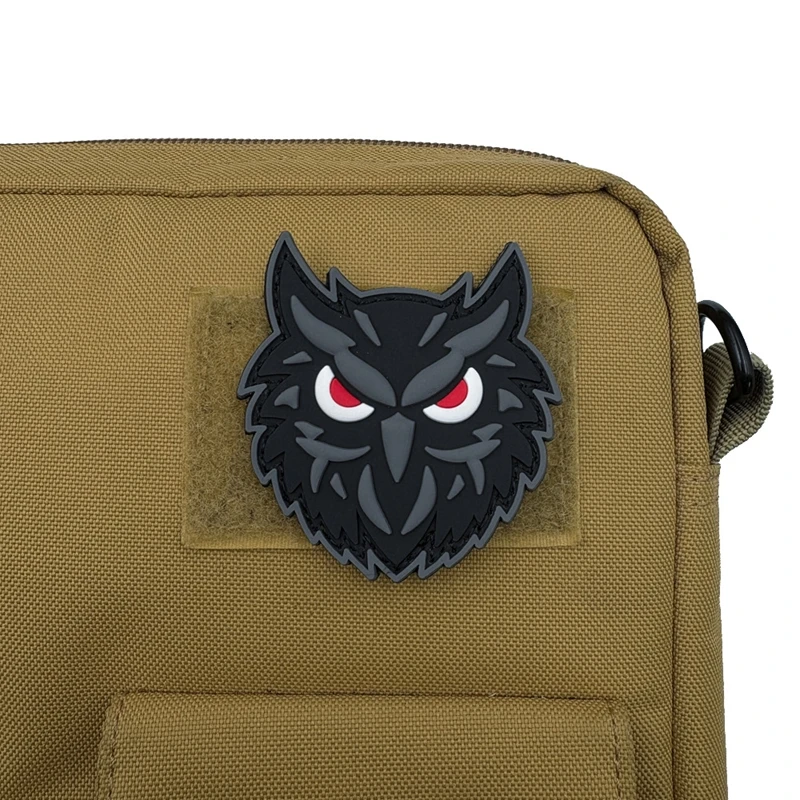 Parche luminoso de gancho y bucle de PVC de búho, parches de accesorios de ropa, insignia moral al aire libre, insignias tácticas para mochila - imagen 4