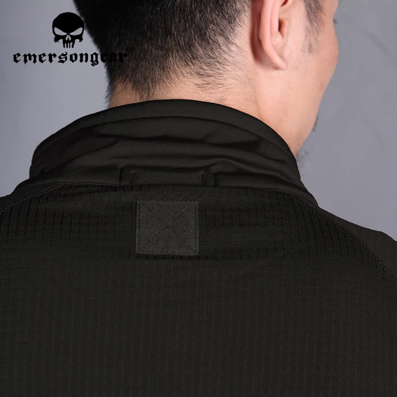 Chaqueta usada en contexto de airsoft