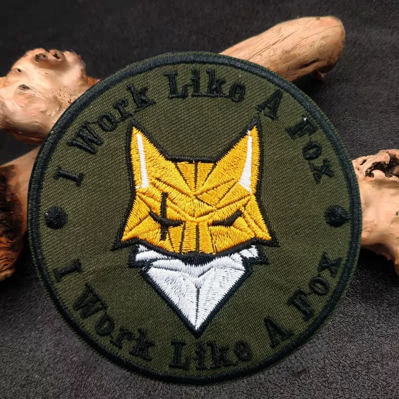 I Work Like A Fox embroidery Patch Tactical Vest Hook&Loop Morale Badge Backpack Decorative Sticker Armband Patches for Clothing - imagen 4