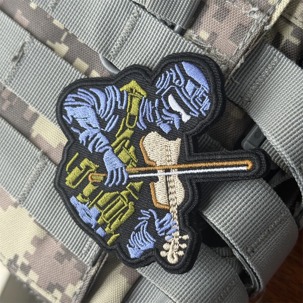 Parche táctico The Soldier Playing The Violin Chevron Morale, brazalete militar del ejército, parches de gancho y bucle bordados para ropa