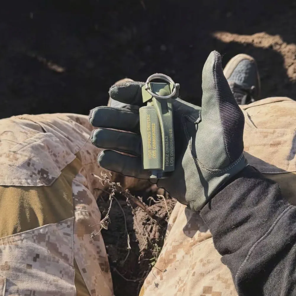 Grupo de observaciones hacia adelante estilo M 60 modelo simulado táctico serie de simulación equipo de caza