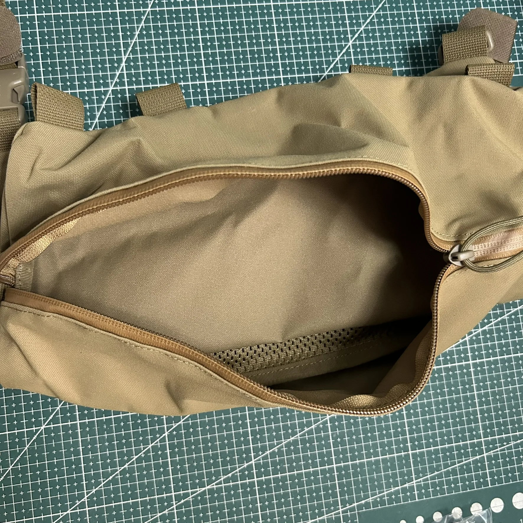 Tapa de mochila ultraligera: paquete de expansión superior táctico, portátil y desmontable - imagen 4