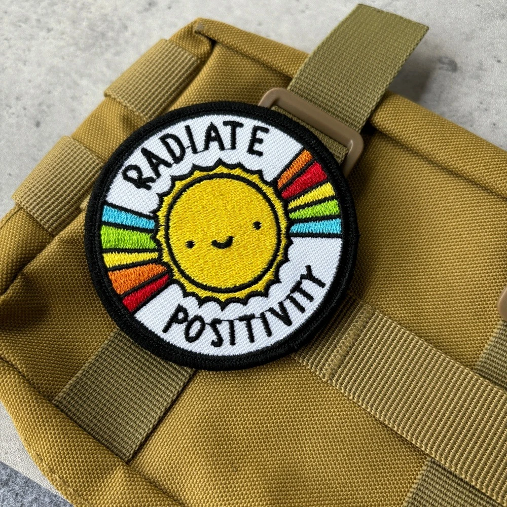 Parche táctico Radiate Posivity Meme, parches bordados con gancho y bucle divertidos, brazalete, insignia de moral del ejército militar, pegatinas para mochila - imagen 5