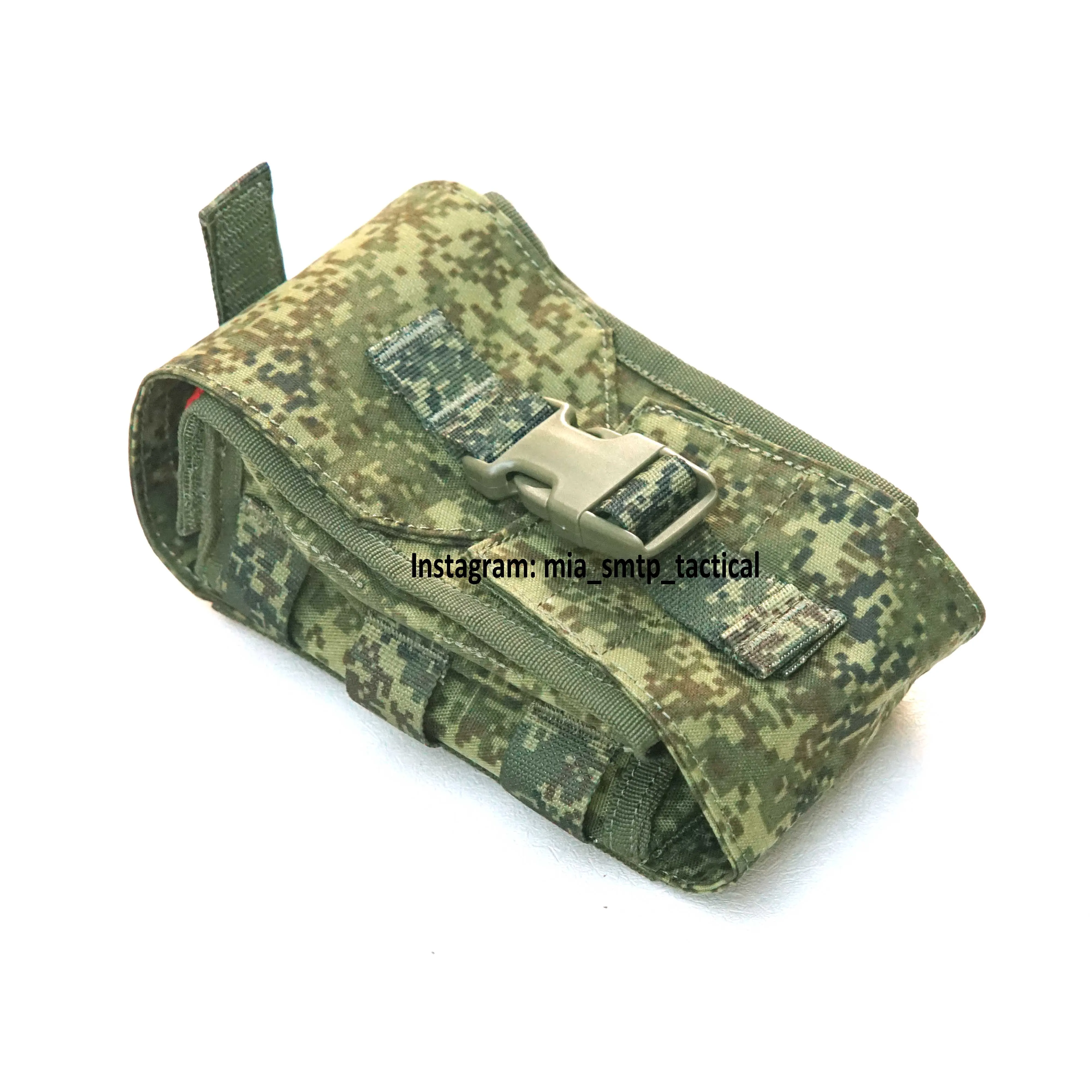 Acoplamiento MOLLE en chaleco táctico
