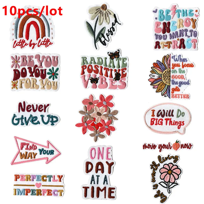 10 unids/lote de parches bordados de dibujos animados de flores, parches de letras termoadhesivos para ropa - imagen 2