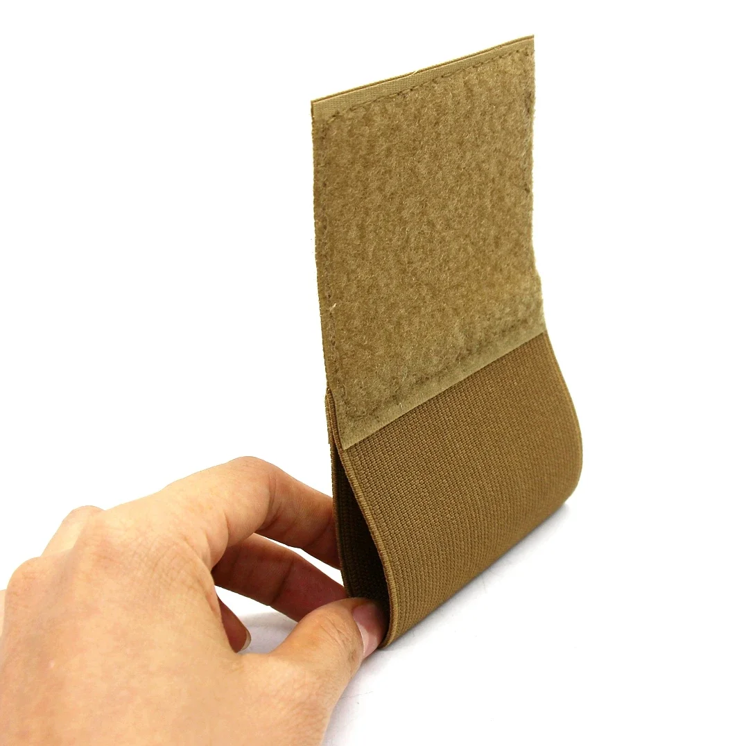 Mosquetón táctico con velcro para chaleco cinturón y mochila - imagen 2