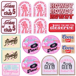 Parche bordado termoadhesivo Club Howdy vaquera rosa sombrero