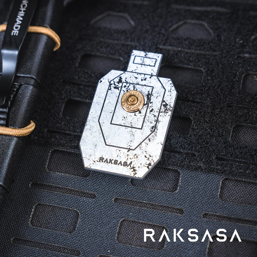 Parche de fibra de carbono compuesto de lámina de plata objetivo, deportes de tiro con incrustaciones de latón EDC táctico con gancho para decoración de mochila de ropa - imagen 3