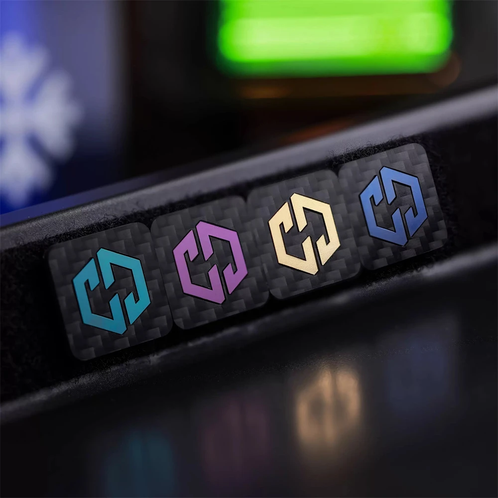 Mini brazalete con apliques cuadrados para decoración de ropa y bolso, parche con logotipo táctico de titanio con incrustaciones de fibra de carbono de 1 pulgada - imagen 4