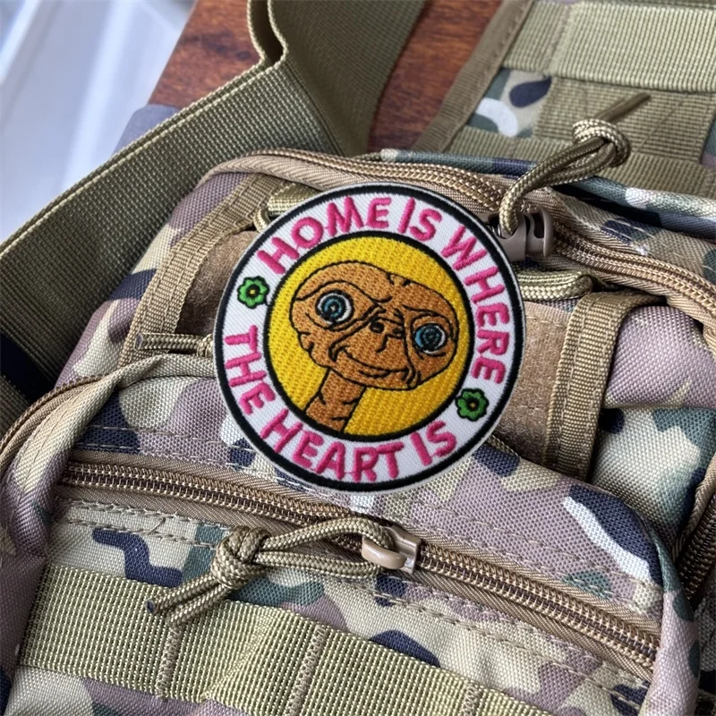Parche bordado militar "cute alienígena" para ropa, gancho para ropa, insignia de moral táctica, parches, pegatina para mochila, brazalete