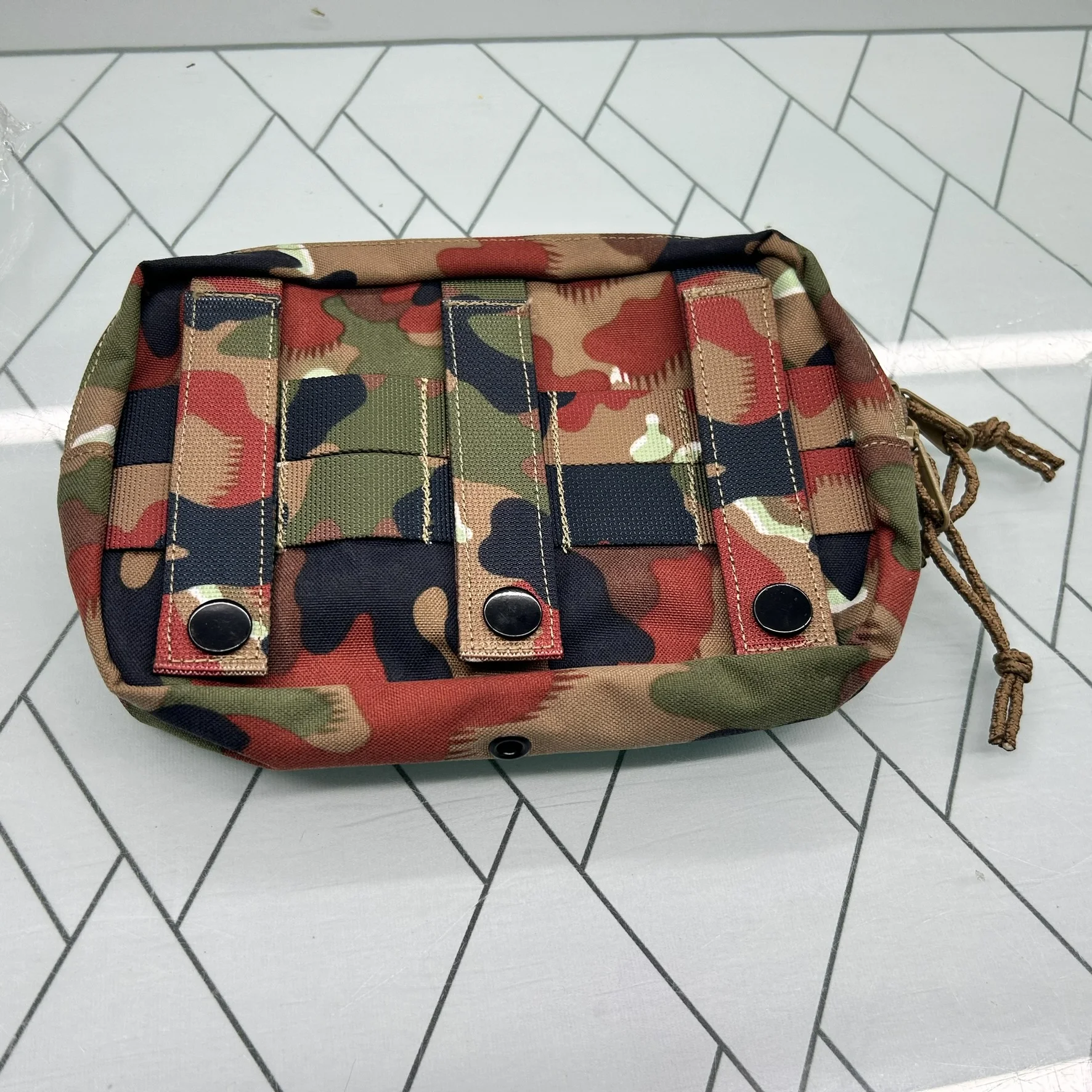 Bolsa organizadora táctica MOLLE compacta de nylon expandible - imagen 5