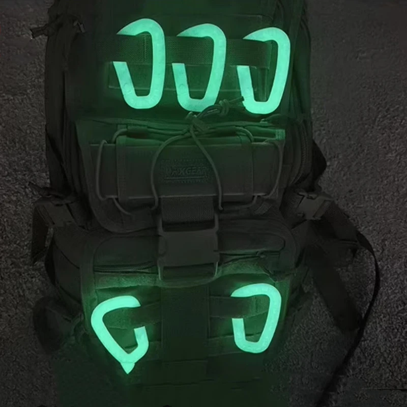 Gancho de hebilla colgante luminoso tejido a mano con nariz de cerdo paraguas cuerda llavero linterna cordón equipo táctico al aire libre - imagen 5