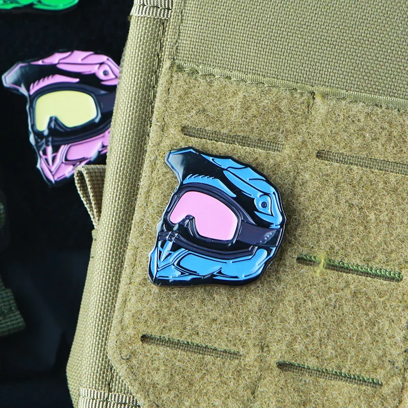 Emblema de Metal para casco de motocicleta, parche de velcro, insignia de moral Punk de dibujos animados, pegatina táctica para mochila, accesorios para bolsos - imagen 2