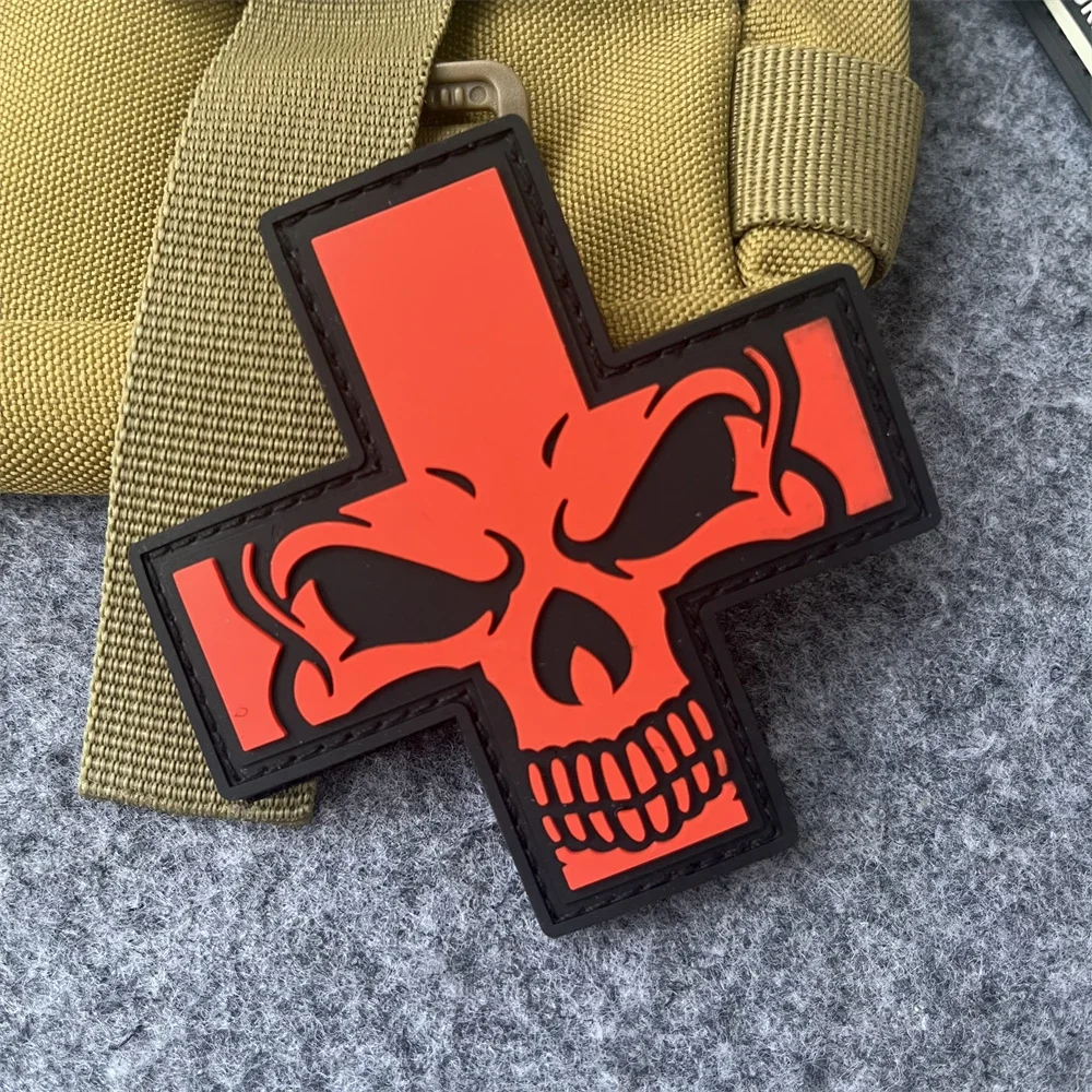 Parches impresos con insignia de moral divertida de Cruz del cráneo para ropa, brazalete militar táctico, pegatinas para mochila con gancho y bucle - imagen 5