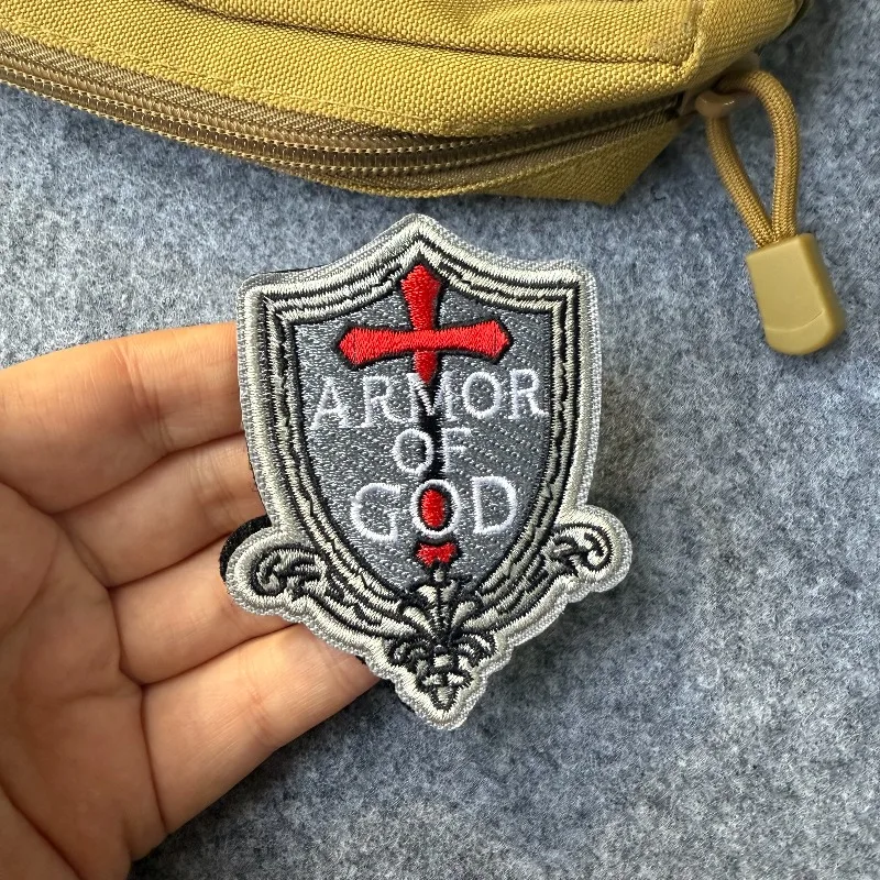 Parche bordado Armor of God Cross Shield, accesorios DIY para mochilas, chalecos militares, parche táctico con gancho y bucle para ropa - imagen 2